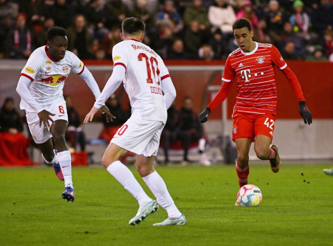 Eine Woche vor Leipzig-Duell: Bayern mit 4:4 gegen Salzburg