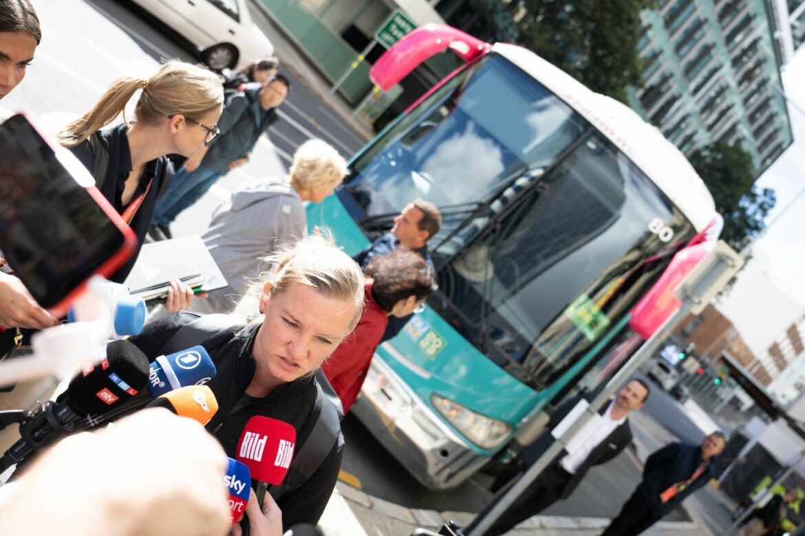 Nach dem Schock: DFB-Team will Zeit für Krisenbewältigung