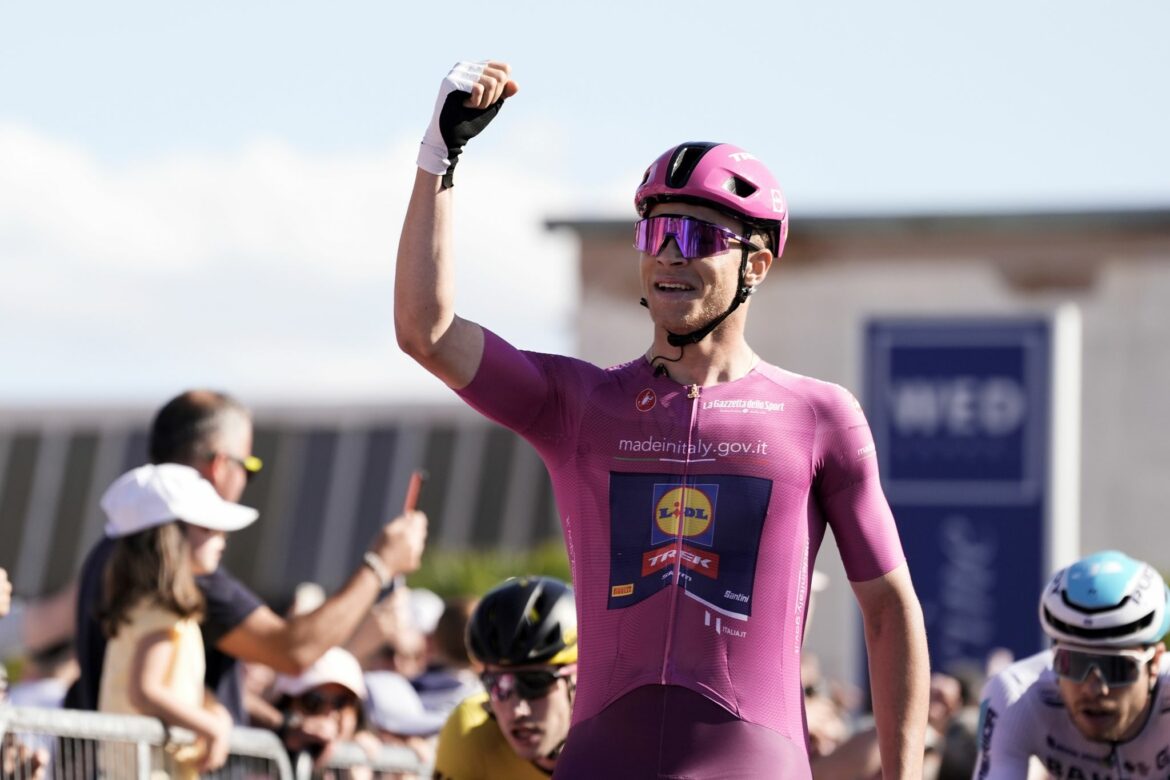 Italiener Milan holt dritten Sieg beim Giro