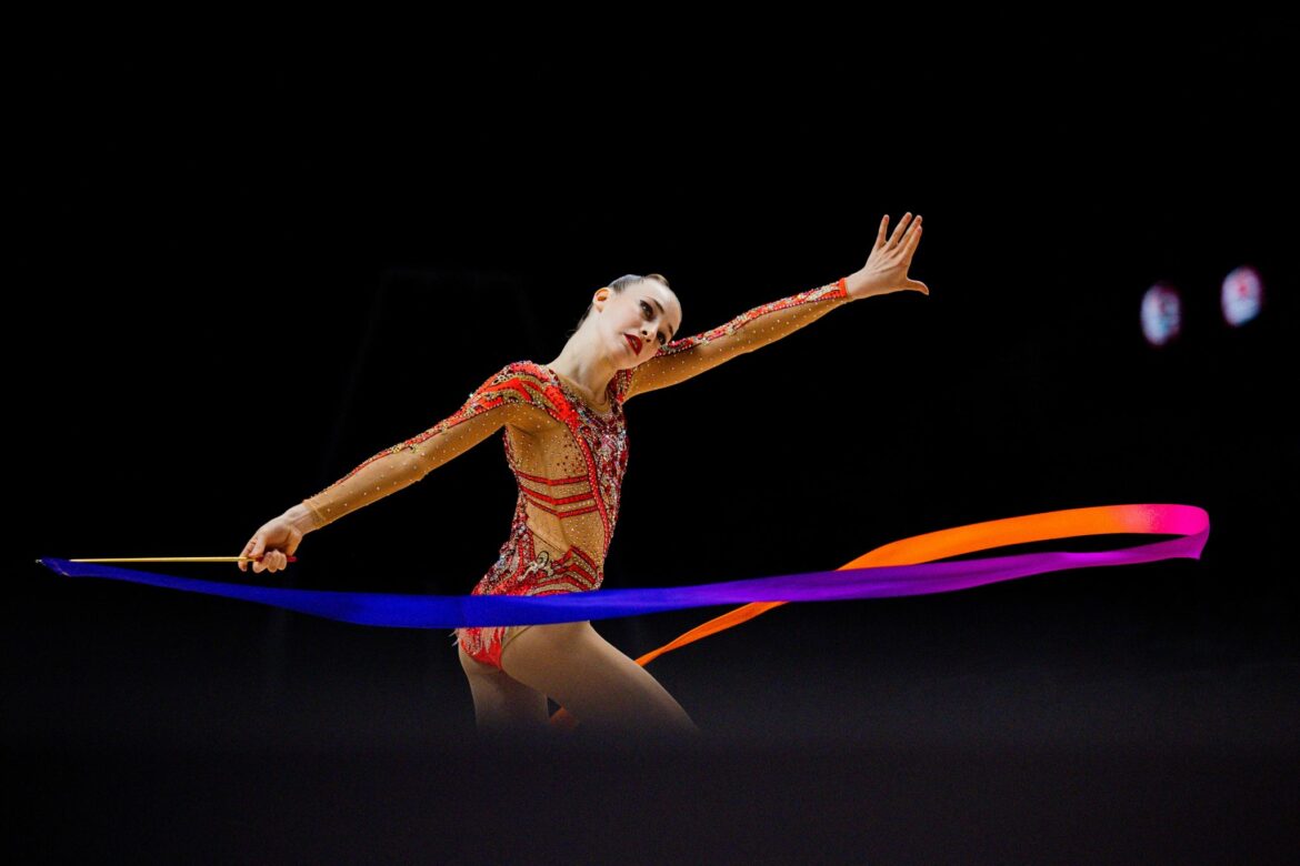 Darja Varfolomeev holt Mehrkampf-Bronze bei Gymnastik-EM