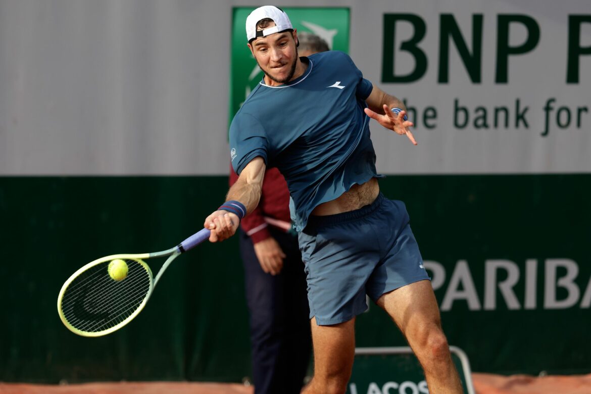 Struff im Schongang in Runde zwei der French Open