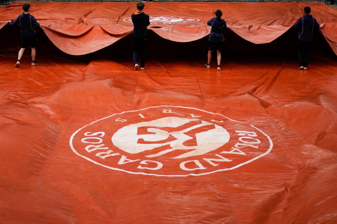 Fan-Debatte und Regen-Frust: Schwierige Tage bei French Open