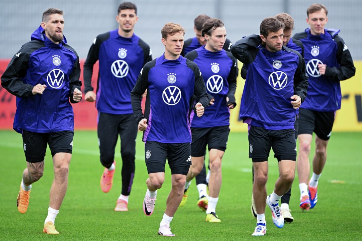 Taktik-Einheit im Regen: Erstes DFB-Training im EM-Quartier