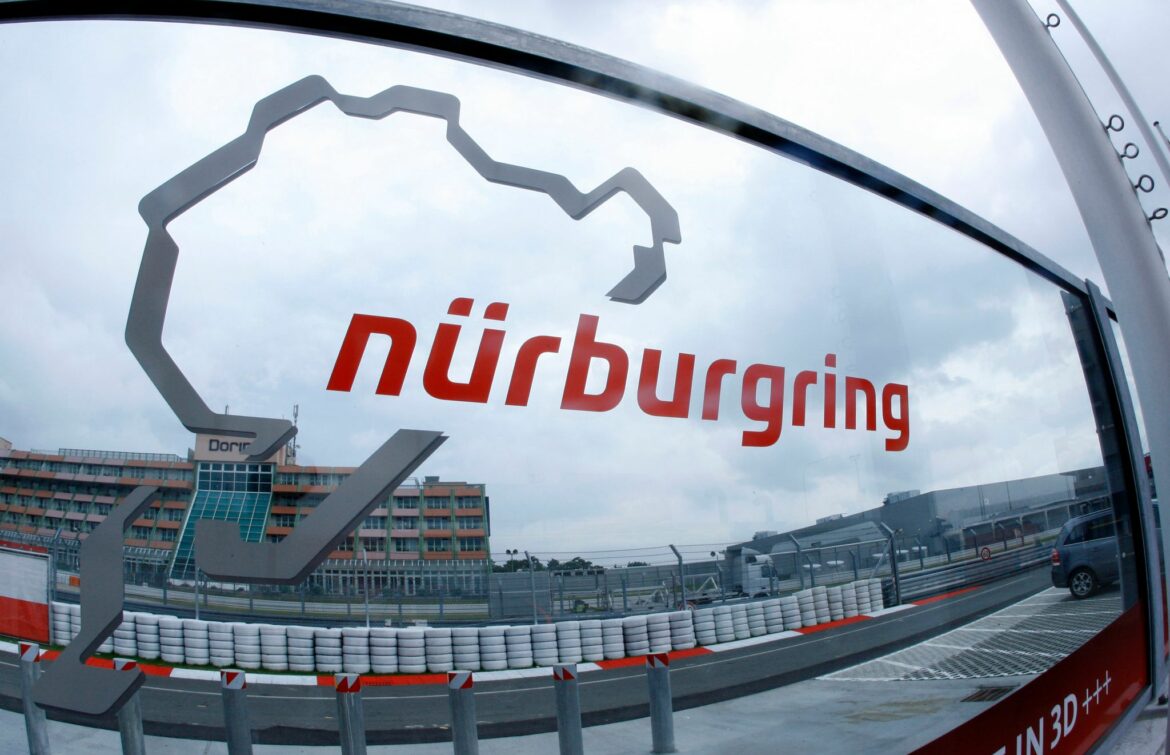 Nebel: 24-Stunden-Rennen auf dem Nürburgring abgebrochen