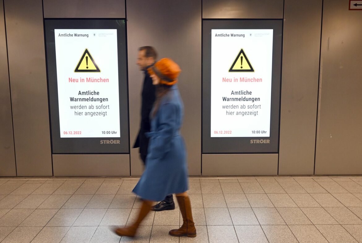 EM-Tore fast in Echtzeit in Bahnhöfen und Einkaufszentren