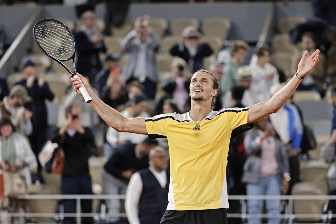 Zverev «einfach froh» über Viertelfinal-Einzug