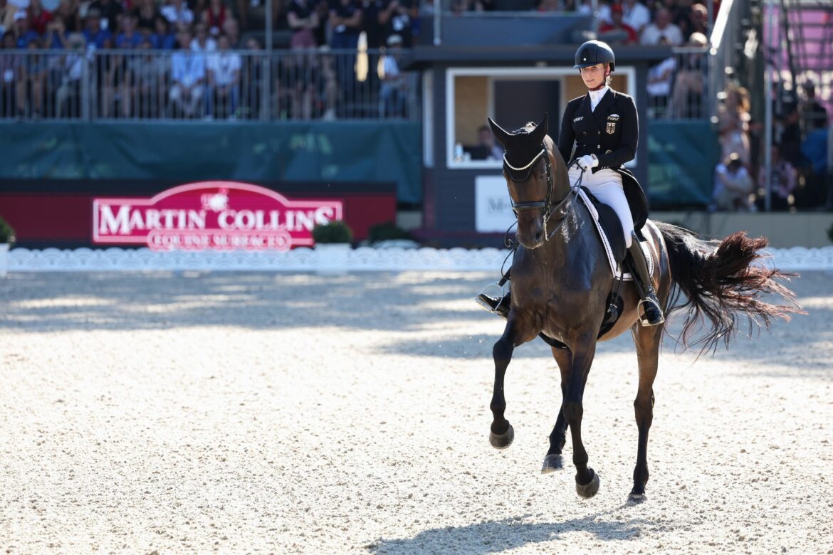 Dressur-Olympiasiegerin von Bredow-Werndl siegt zum Auftakt