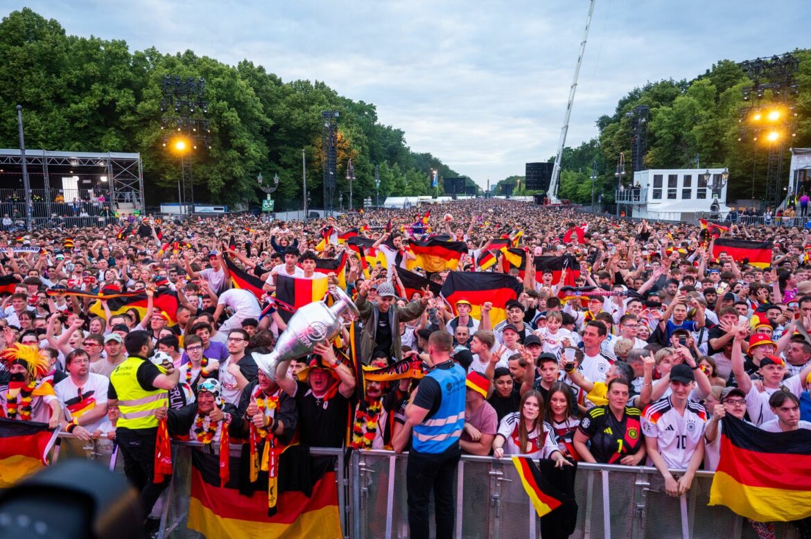 Die EM im «Sommer der Liebe»? Partystimmung auf den Straßen