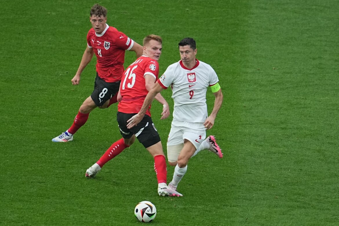 Lewandowski will weiter für Polen spielen