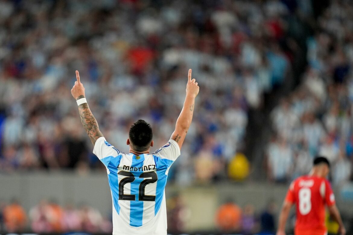 Copa América: Argentinien siegt 1:0 – Sorgen um Assistenten