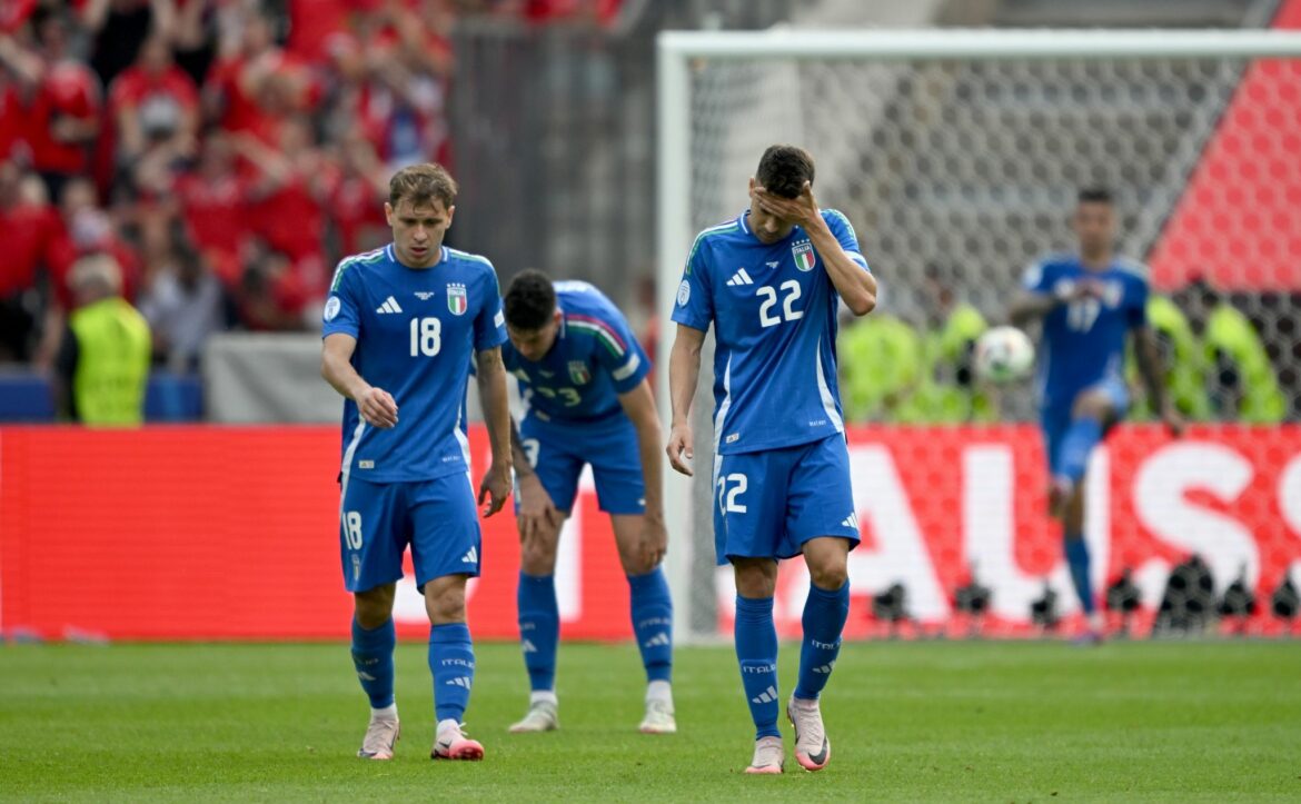 Debakel für Titelverteidiger Italien: Aus gegen die Schweiz