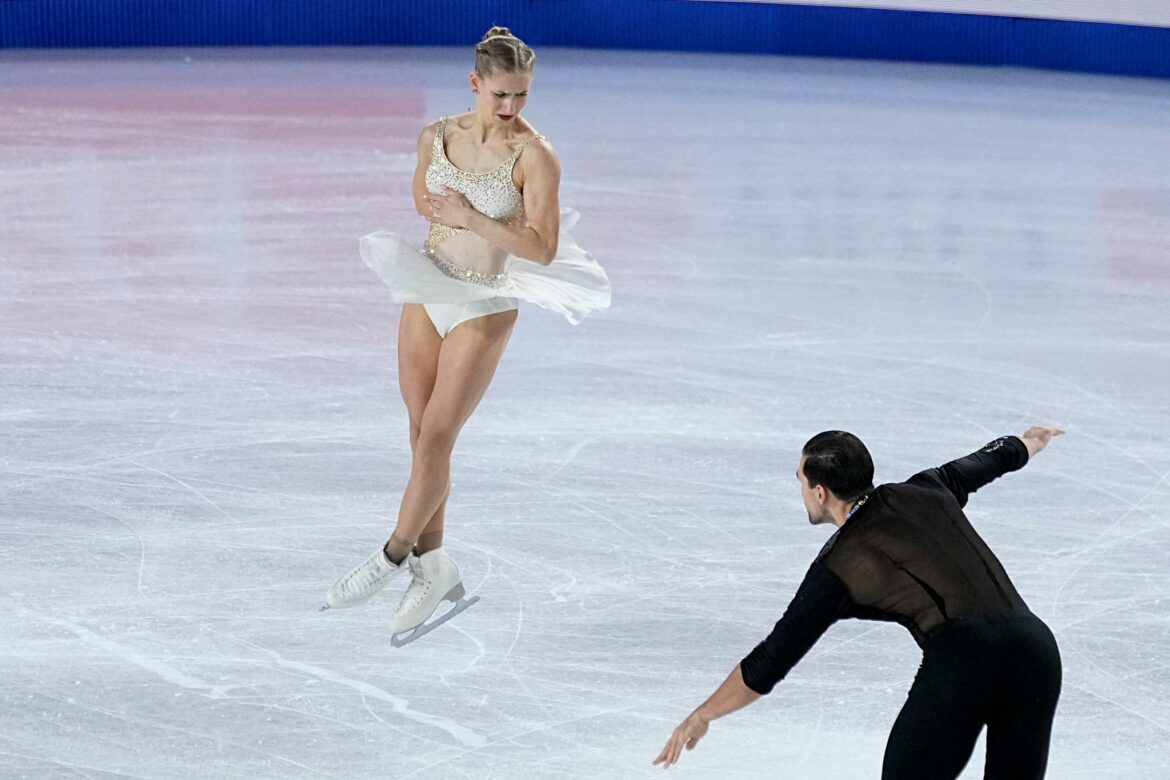 Eiskunstlauf-Paar Hase/Wolodin vor Titelverteidigung bei DM