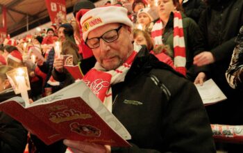 Fast 30.000 Union-Fans singen die Krise weg