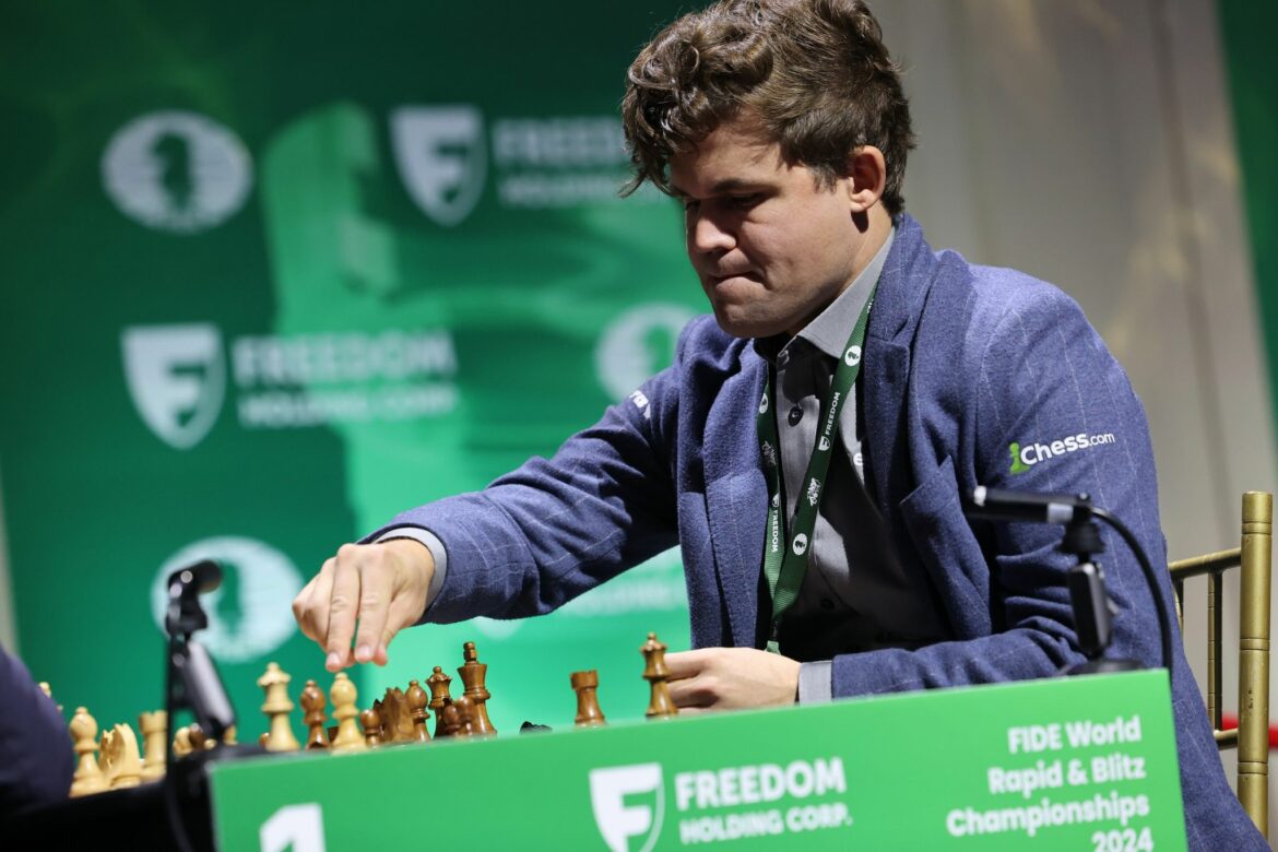 Nach Jeans-Eklat: Carlsen tritt doch bei Blitzschach-WM an