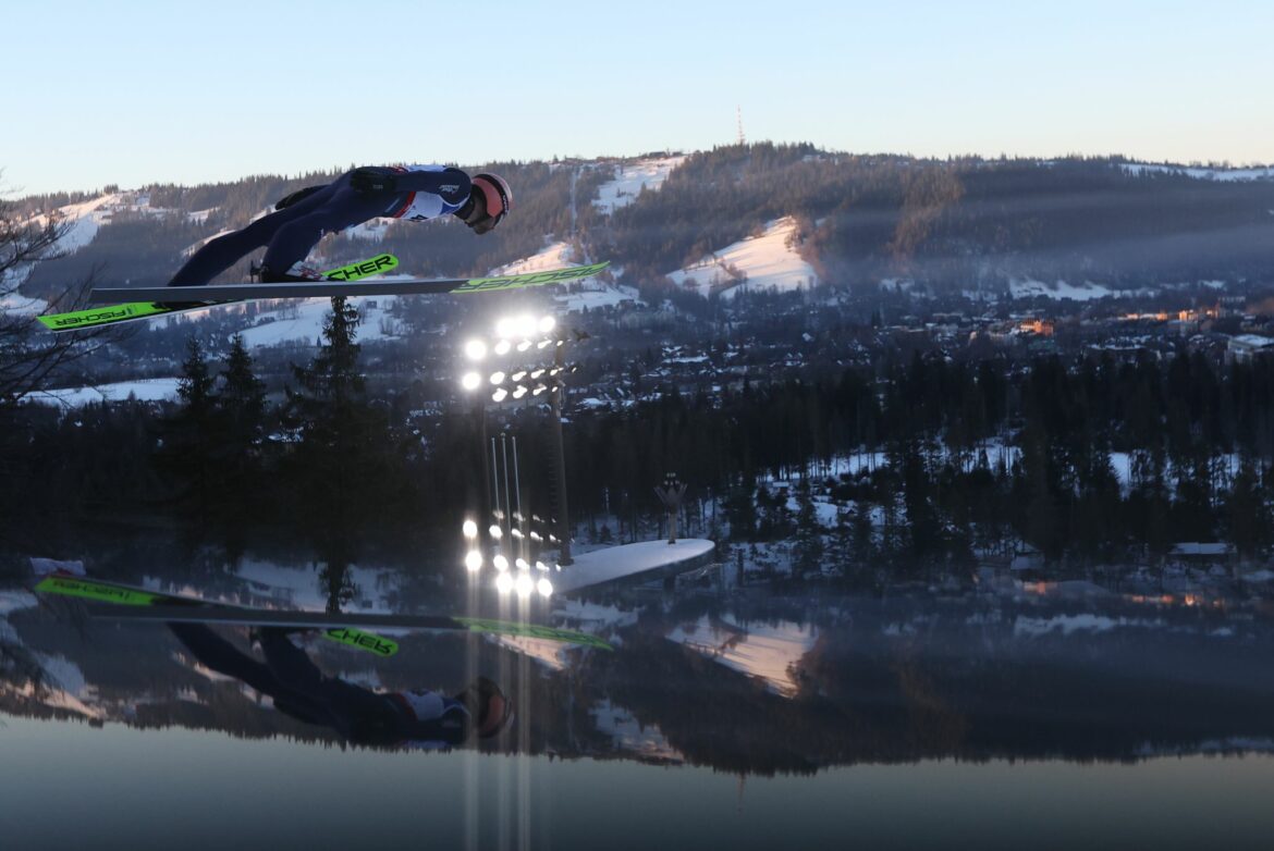 Skispringer in Zakopane abgeschlagen – Tschofenig siegt