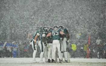 Sieg im Schnee: Eagles Gegner der Commanders in NFL-Playoffs