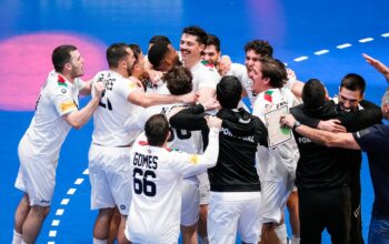 Handballer im K.-o.-Spiel gegen Portugal oder Brasilien