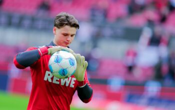 Perfekt: FC Bayern holt U21-Nationaltorwart Urbig aus Köln