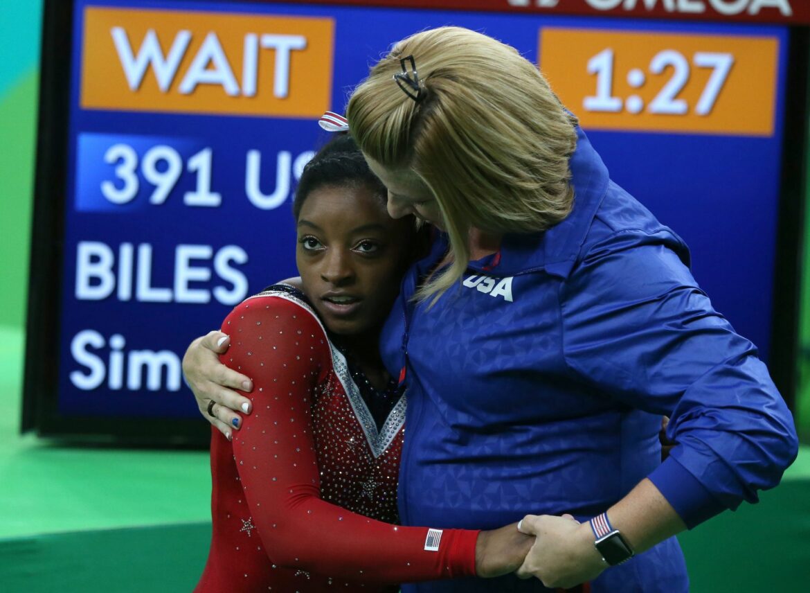 Nach Skandal: Biles‘ Ex-Trainerin übernimmt in Stuttgart