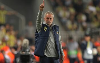 Star-Coach Mourinho für vier Spiele gesperrt