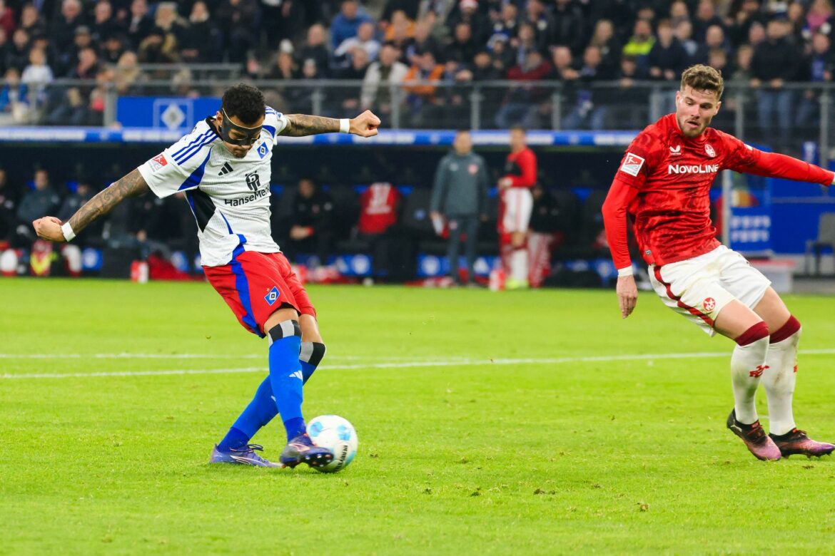 Selke trifft doppelt: HSV besiegt Kaiserslautern mit 3:0