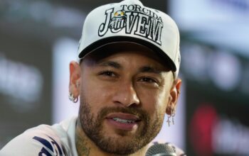 Erst Karneval, dann verletzt: Neymar in der Kritik