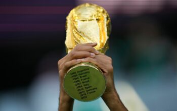 FIFA prüft Vorschlag: 64 Teams bei WM 2030?