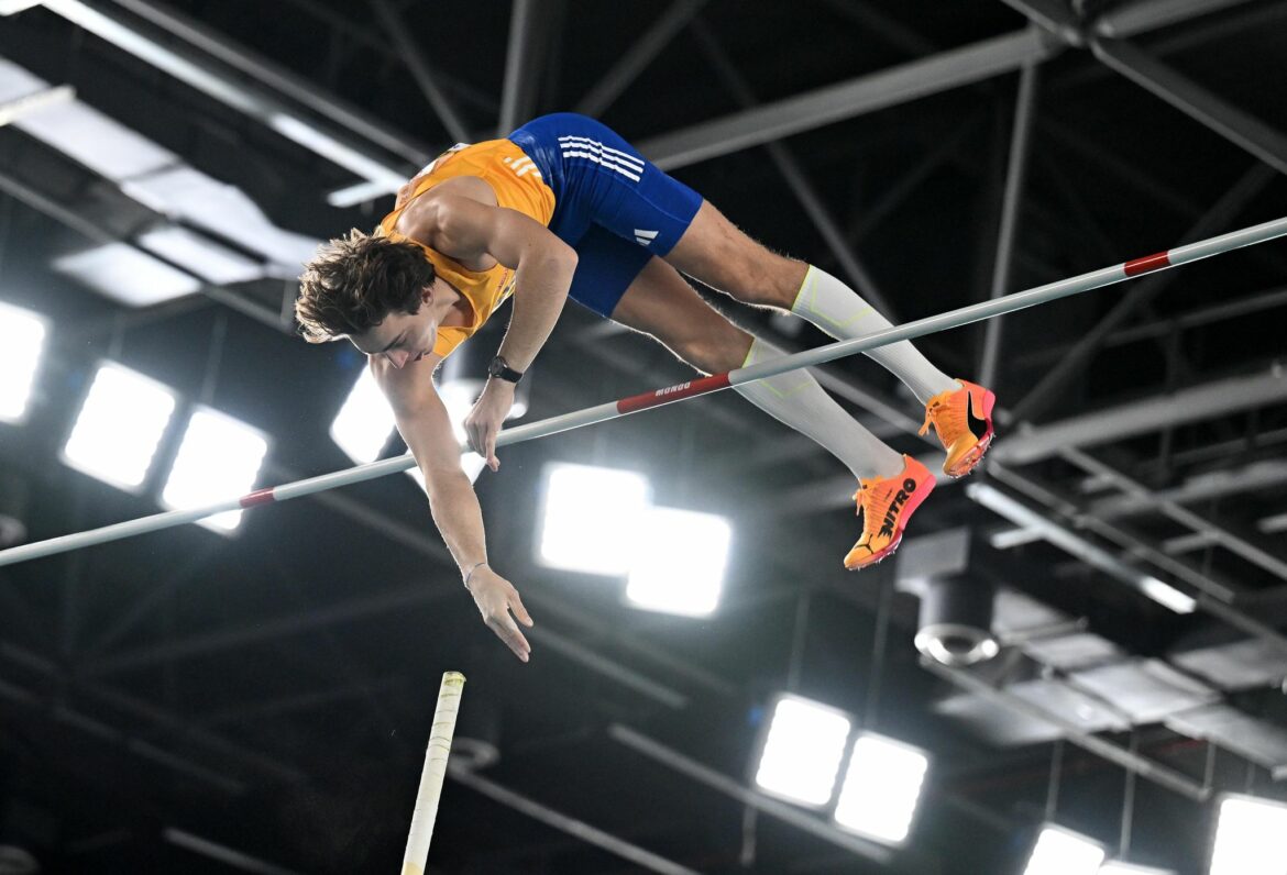 Mehr als 100 Mal über 6 Meter: Duplantis Hallen-Weltmeister